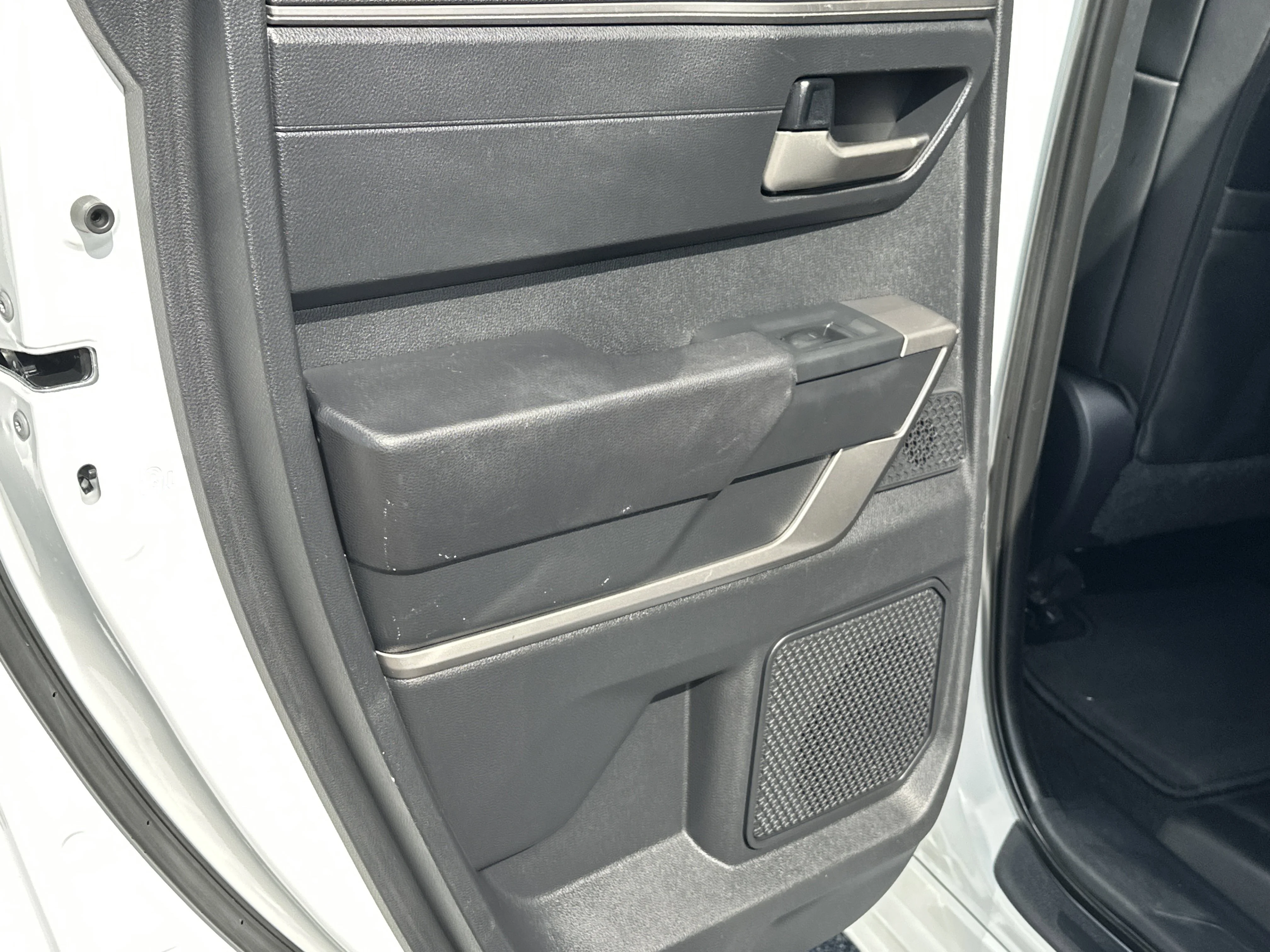 2022 Toyota Tundra Limited - Photo 22