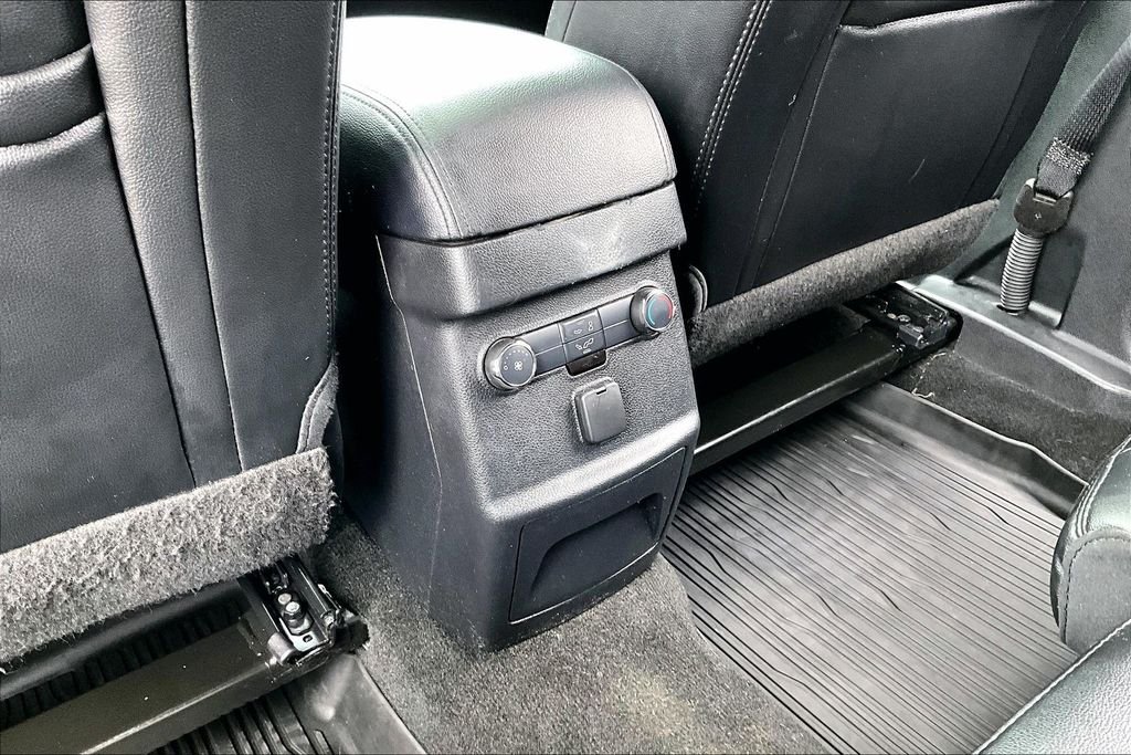 Used 2017 Black Ford XLT image 25