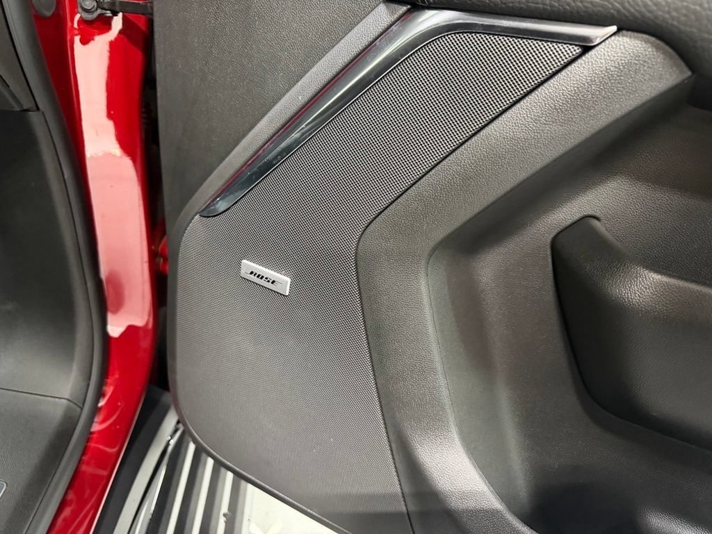 2026 GMC Yukon Denali - Photo 13