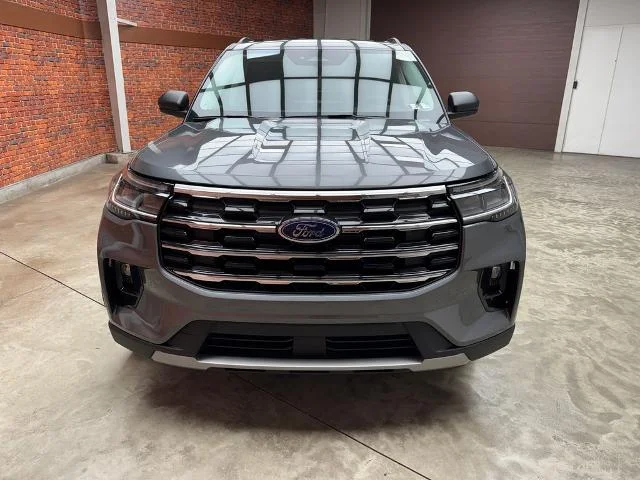 New 2026 Carbonized Gray Metallic Ford Active image 8