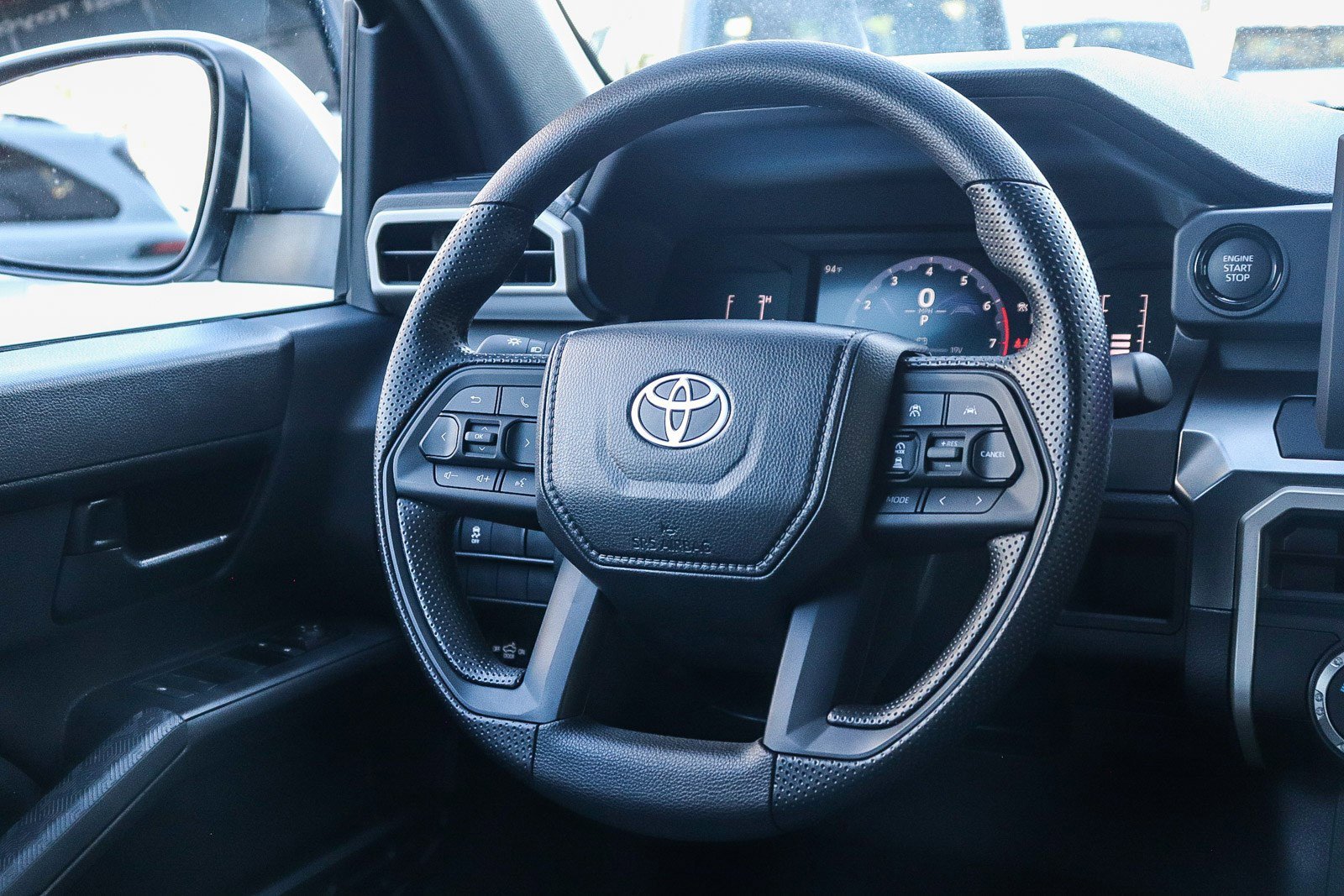 2025 Toyota Tacoma SR5 - Photo 18