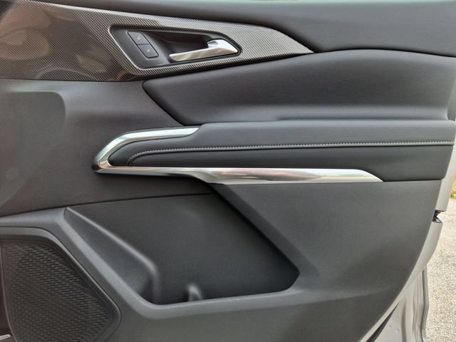 2027 Chevrolet Traverse Z71 - Photo 31