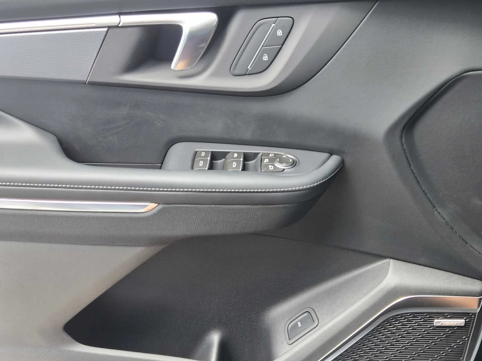 2026 Buick Enclave Sport Touring - Photo 14