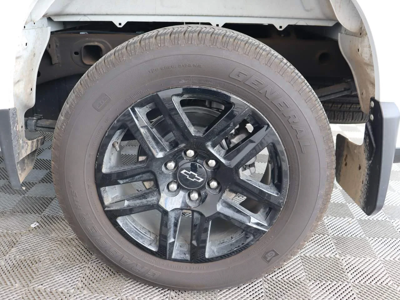 2026 Chevrolet Silverado 1500 Custom - Photo 17