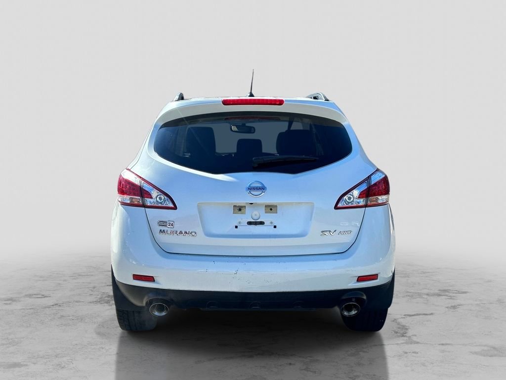 Used 2014 White Nissan SV image 4