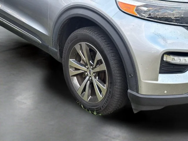 Used 2020 Silver Ford Platinum image 11