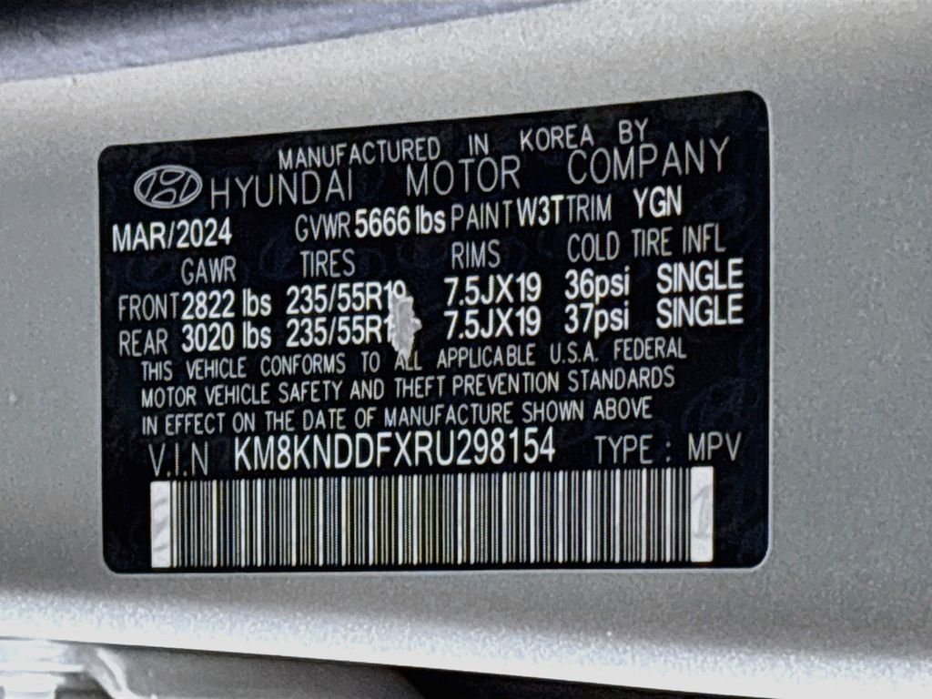 Used 2024 Gold Hyundai SEL image 25