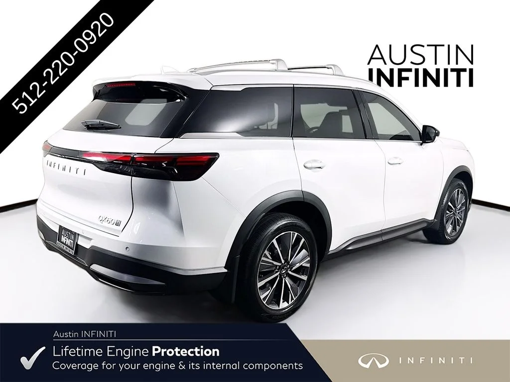 New 2027 RADIANT WHITE INFINITI LUXE image 9