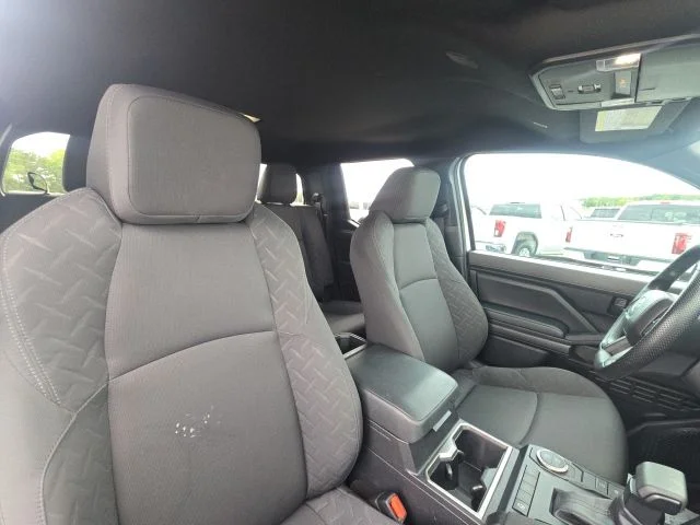 Used 2025 White Toyota SR5 image 18