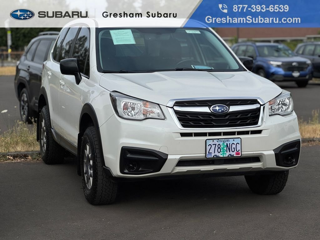 Used 2017 Crystal White Pearl Subaru 2.5i image 1