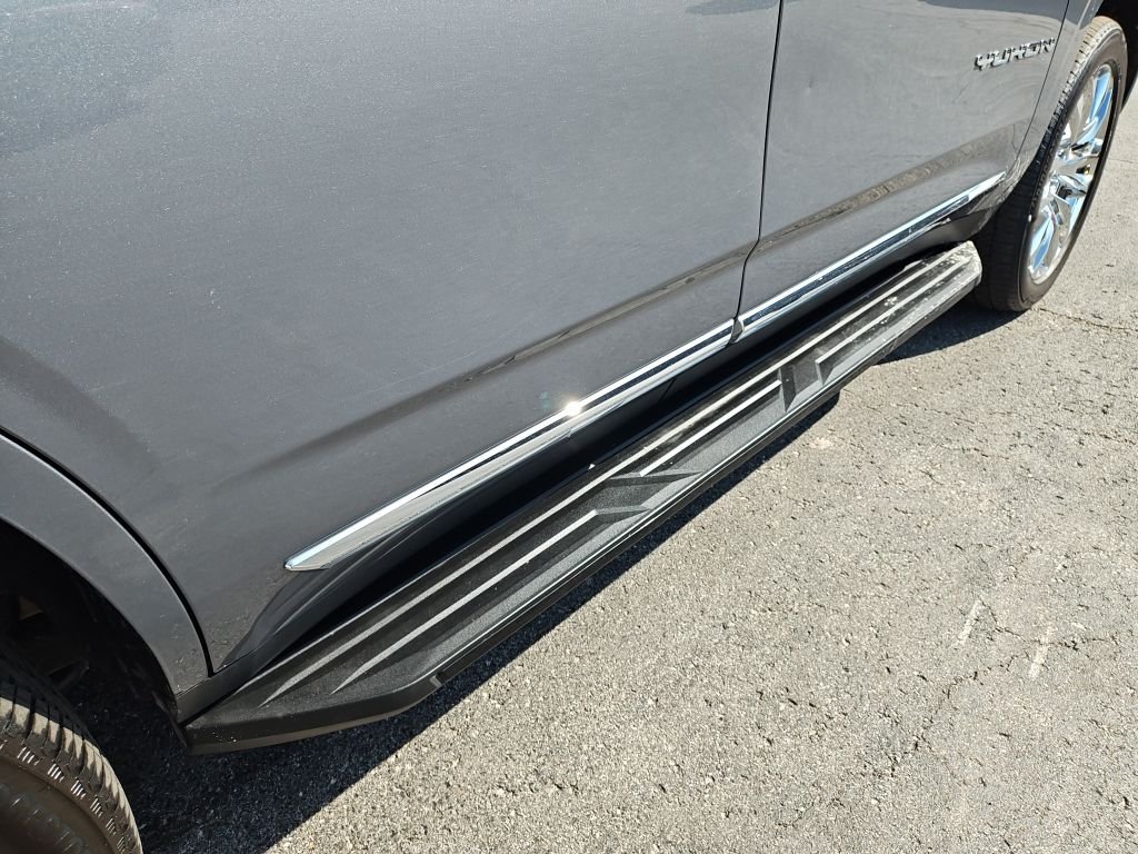 Used 2022 Gray GMC SLT image 9