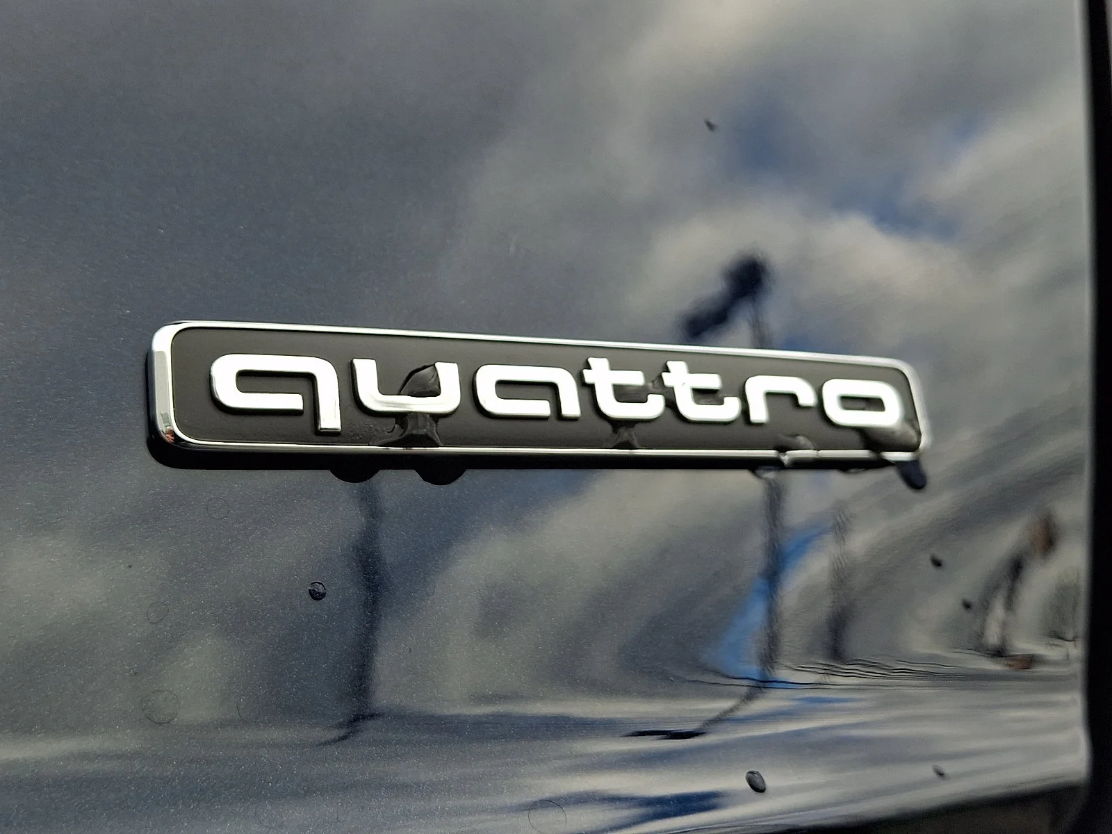 New 2027 Waitomo Blue Metallic Audi Premium image 22