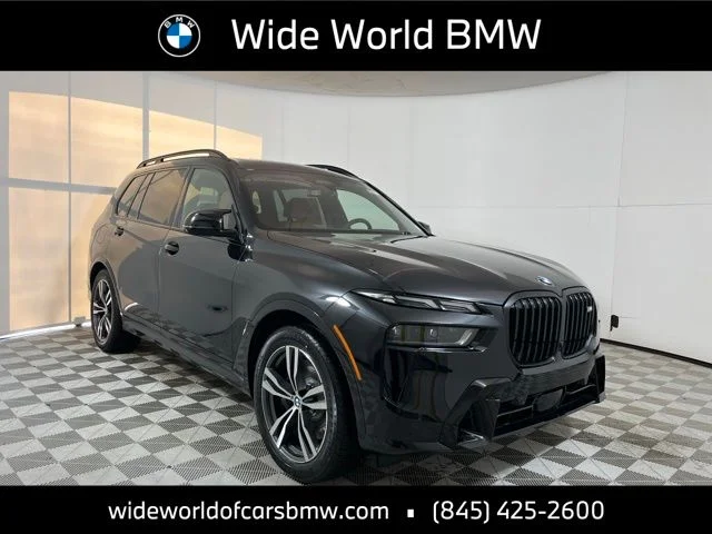 2026 BMW X7 M60i's photo