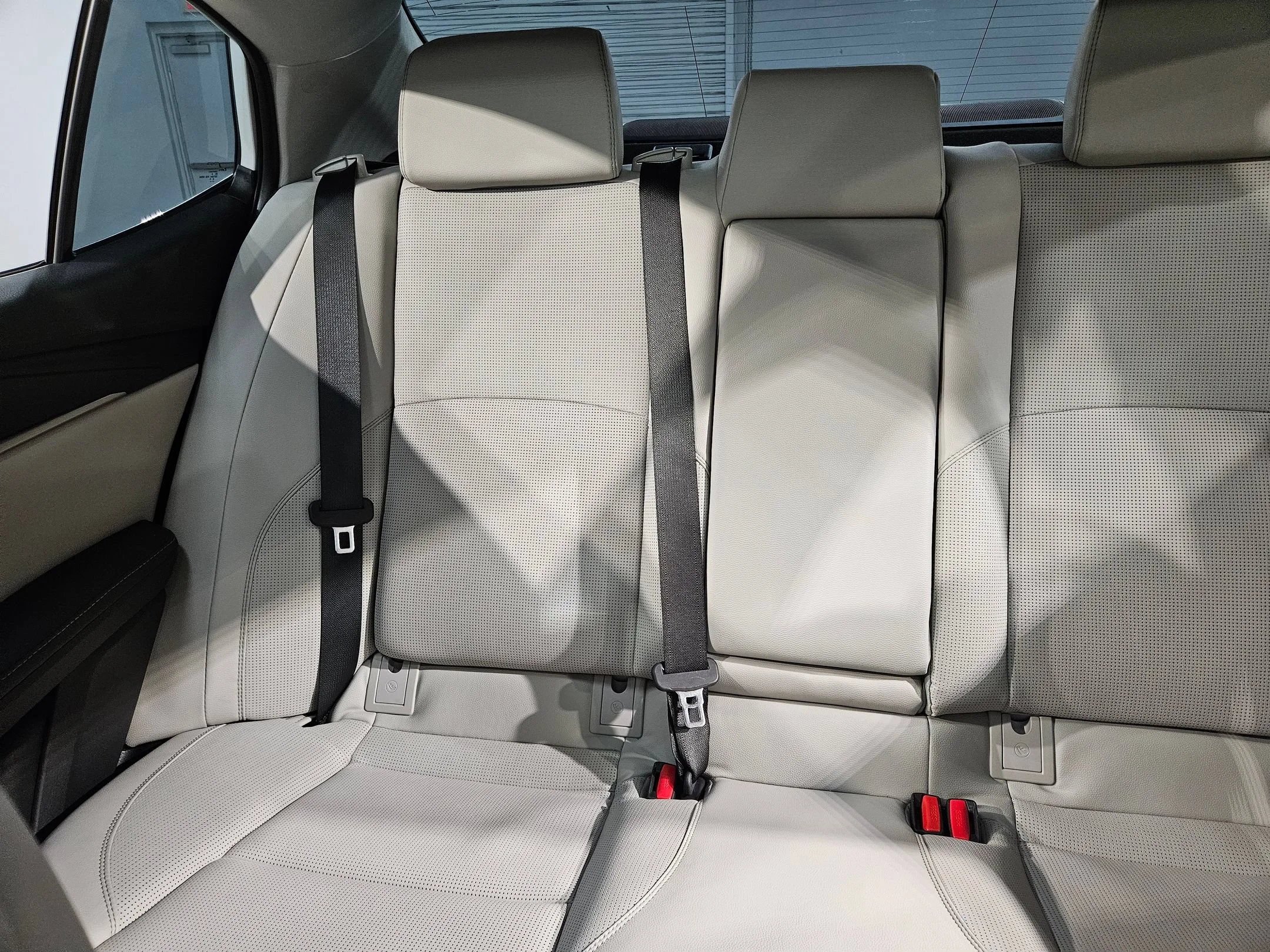Certified Used 2025 Wind Chill Pearl Toyota XLE image 12