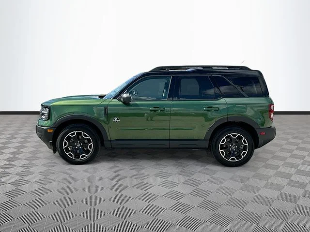 Used 2025 Green Ford Outer Banks image 8