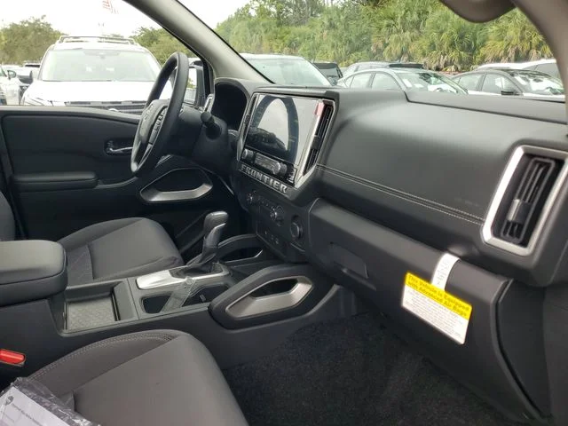 2026 Nissan Frontier SV - Photo 29