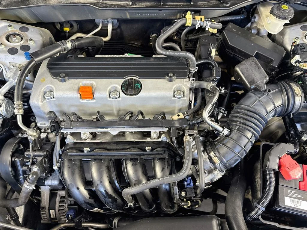 Used 2008 Silver Honda LX image 33
