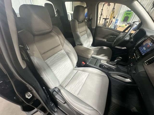 Used 2023 Black Nissan SV image 32