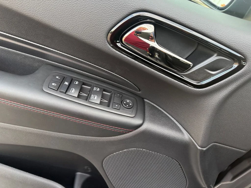 New 2026 Vapor Gray Exterior Paint Dodge GT HEMI V8 image 7