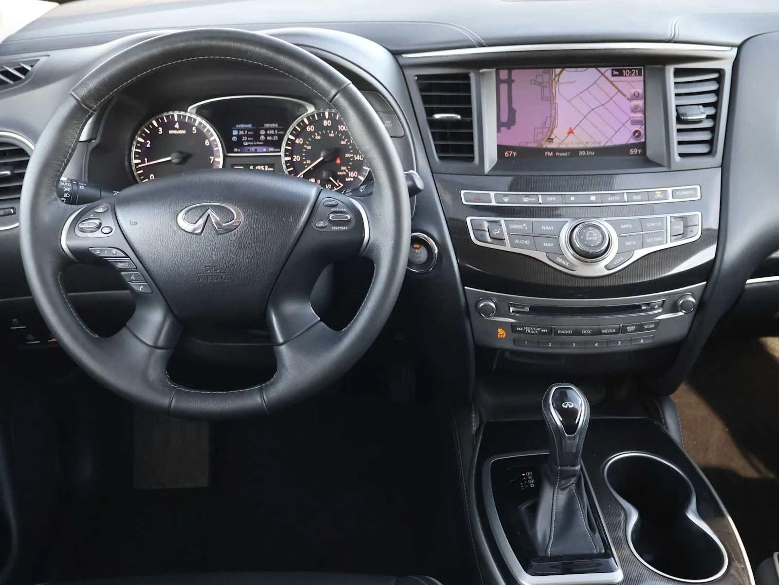 Certified Used 2019 Majestic White INFINITI LUXE image 20
