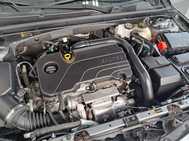 Used 2024 Gray Chevrolet LT image 30