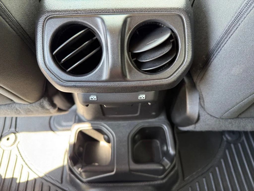 Used 2019 Gray Jeep Unlimited Sport S image 15