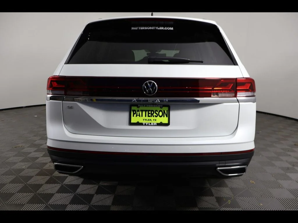 New 2026 White/off-white Volkswagen 2.0T SE image 5