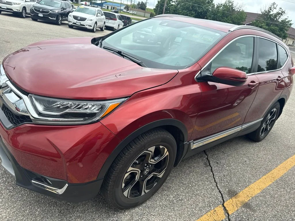Certified Used 2019 Red Honda Touring image 2