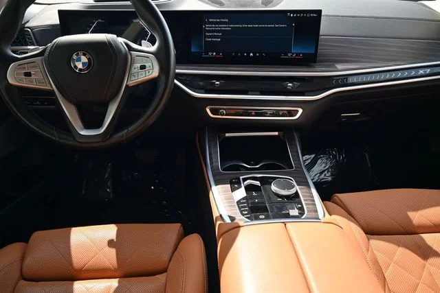 Used 2024 Gray BMW xDrive40i image 20