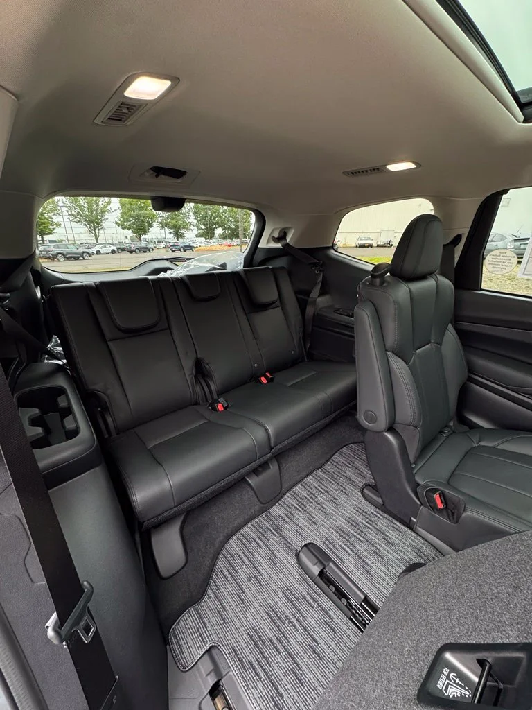New 2027 MAGNETITE GRAY METALLIC Subaru Touring 7-Passenger image 28