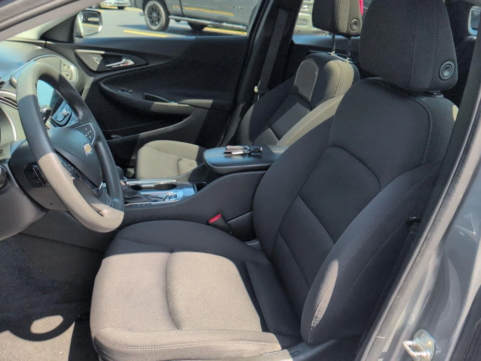 Used 2024 Sterling Gray Metallic Chevrolet LT image 17