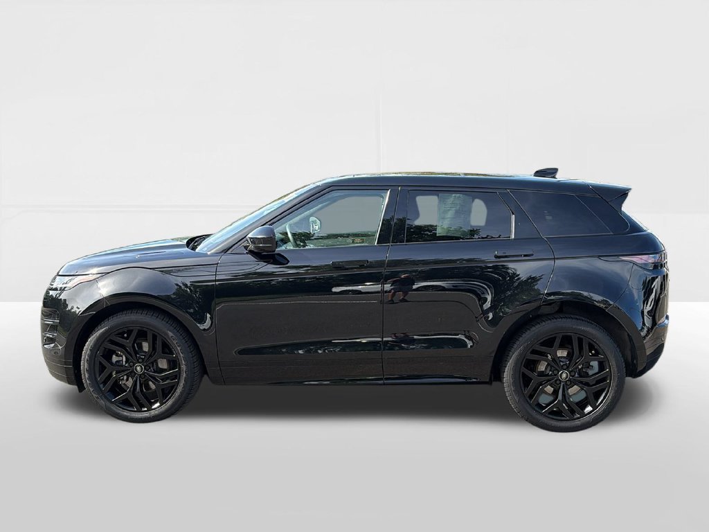 Used 2023 Black Land Rover R-Dynamic SE image 8