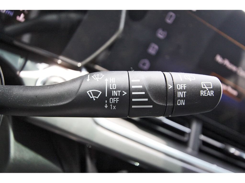 Used 2025 Gray Chevrolet ACTIV image 18