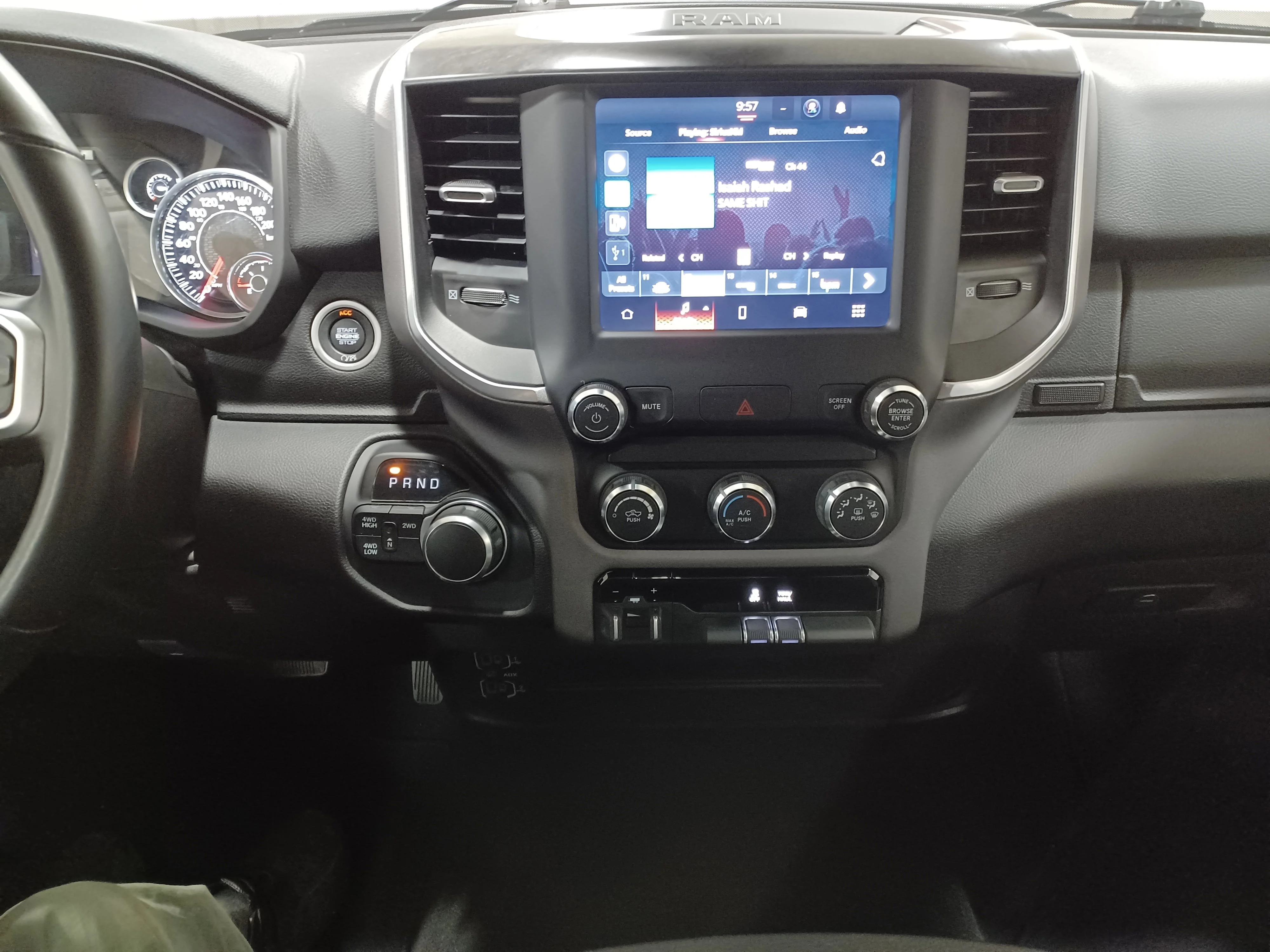 Certified Used 2024 Billet Silver Metallic Ram Bighorn 6.4L HEMI | 4x4 | 6 Pass | 6 Foot Box | Trailer Mirrors & Brake | Park Assist image 14