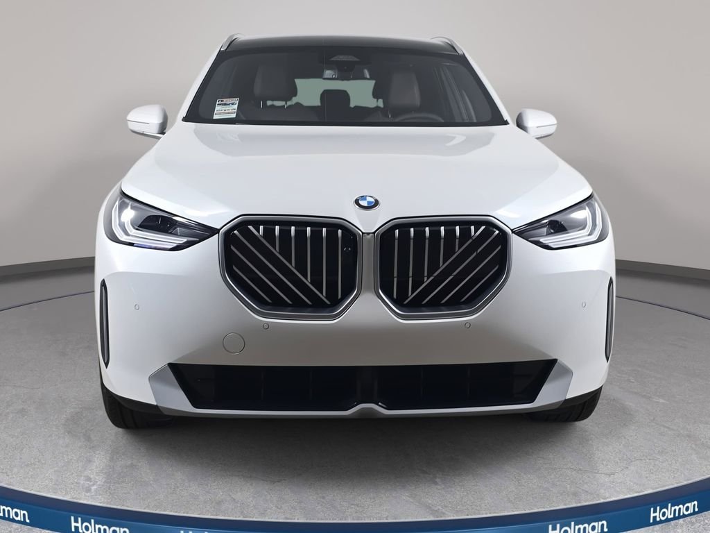 New 2026 Mineral White Metallic BMW 30 xDrive image 2