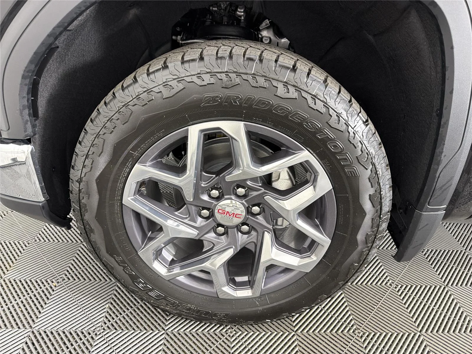 New 2026 Onyx Black GMC SLT image 9