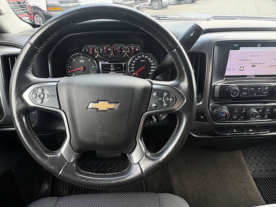 Used 2016 Silver Ice Metallic Chevrolet LT image 15