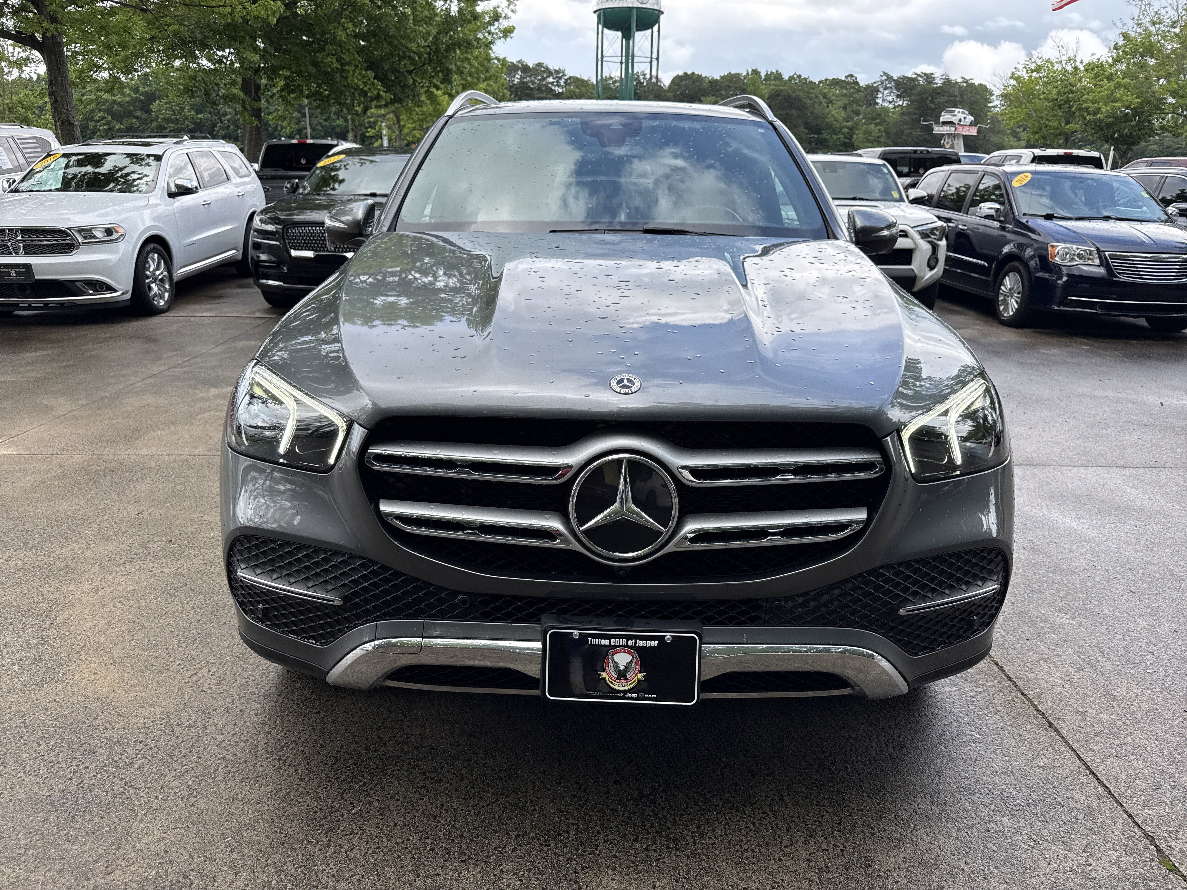 Used 2022 Gray Mercedes-Benz GLE 350 image 2