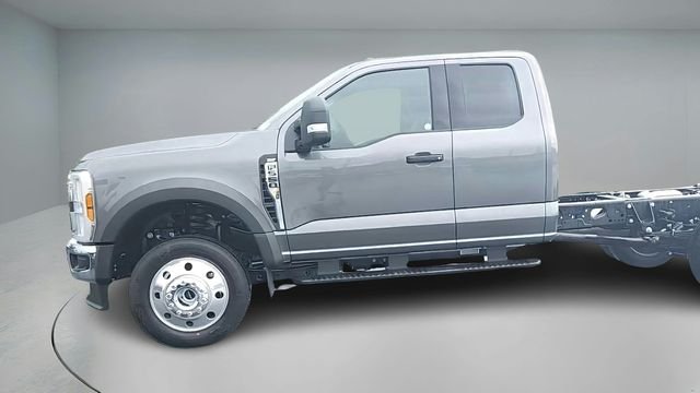 2026 Ford F-550 Super Duty Chassis Cab XLT - Photo 7