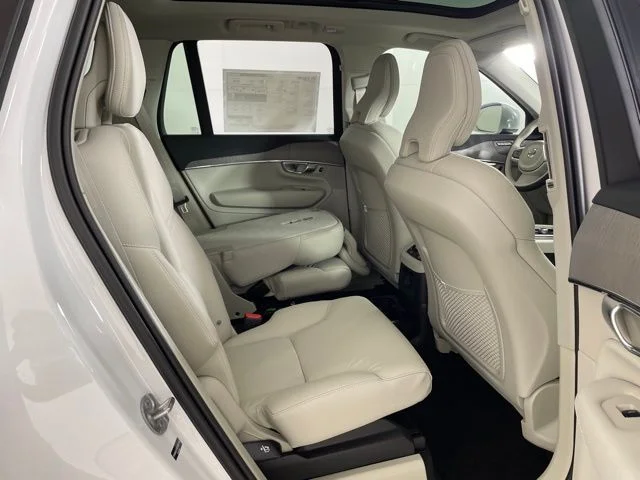 Certified Used 2025 White Volvo T8 AWD PLUS MANAGER SPECIAL image 41
