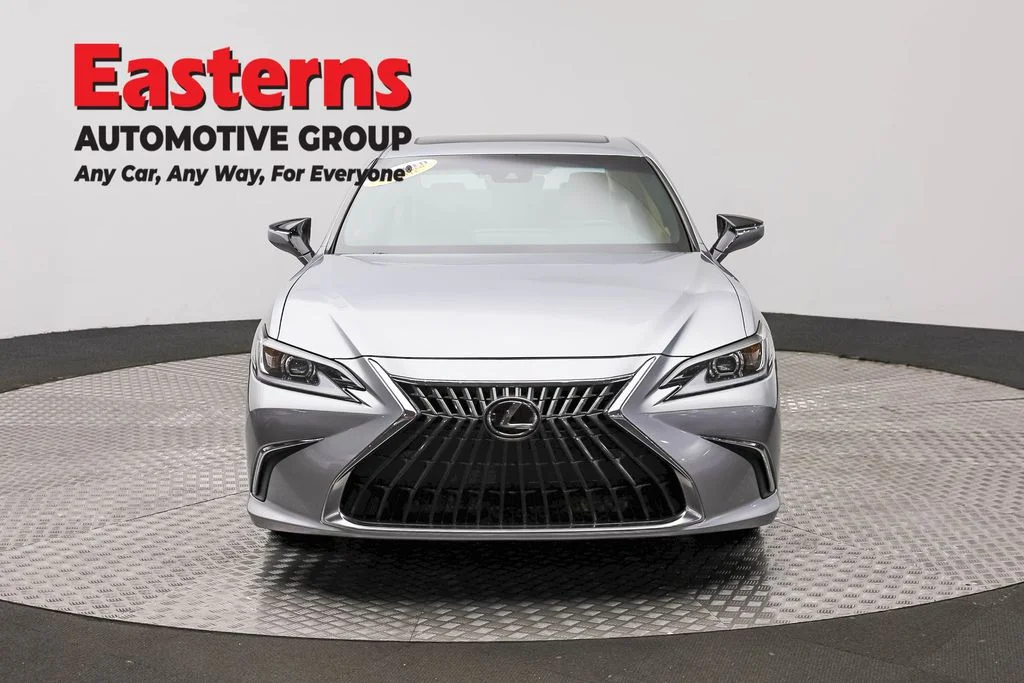 Used 2022 Silver Lexus 350 image 2