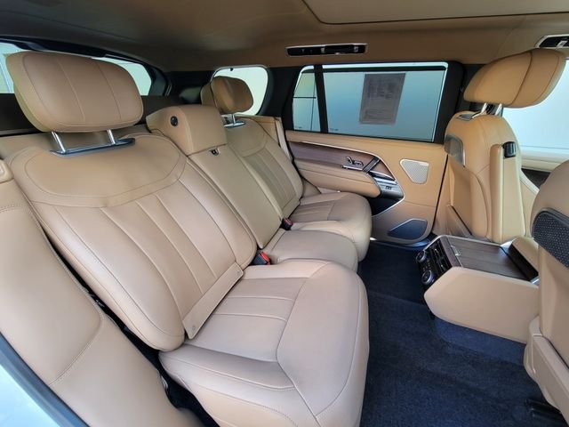 Certified Used 2025 White Land Rover Autobiography image 26