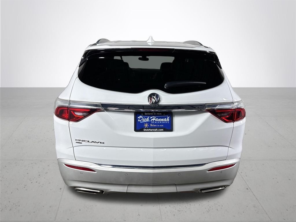 Used 2023 Summit White Buick Essence image 7