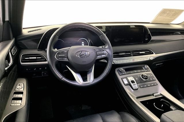 Used 2022 White Hyundai Calligraphy image 2