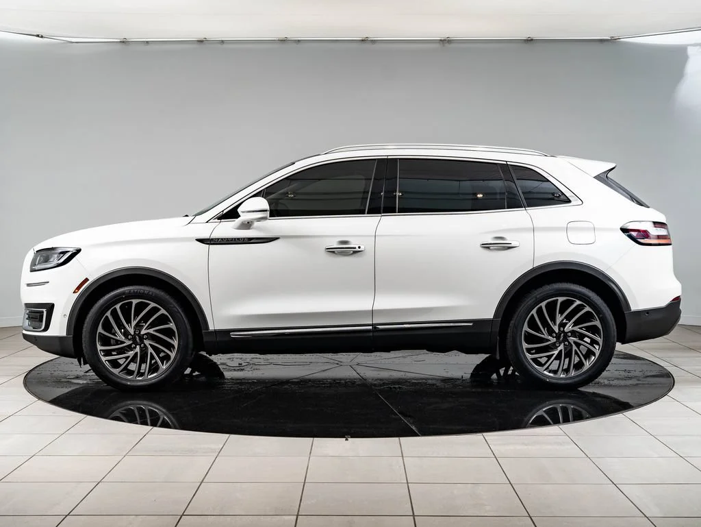 Used 2020 Pristine White Lincoln Reserve image 5