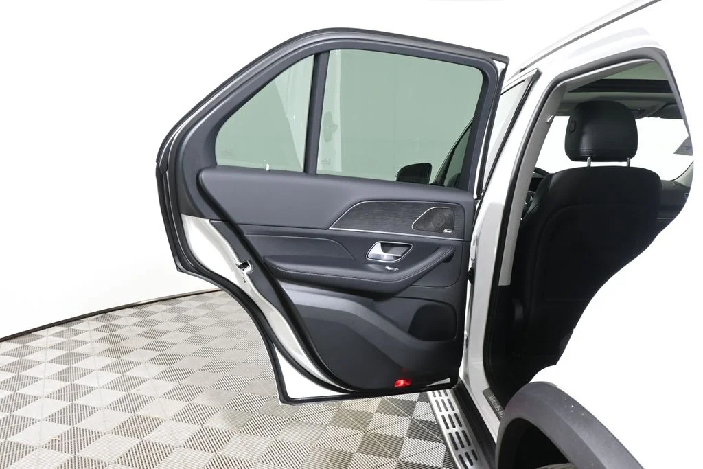 New 2026 White Mercedes-Benz GLE 350 image 29