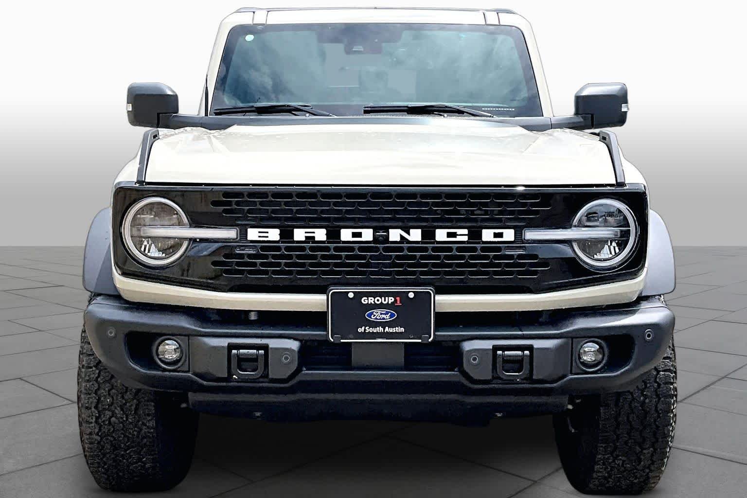 Certified Used 2025 Desert Sand Ford Badlands image 4