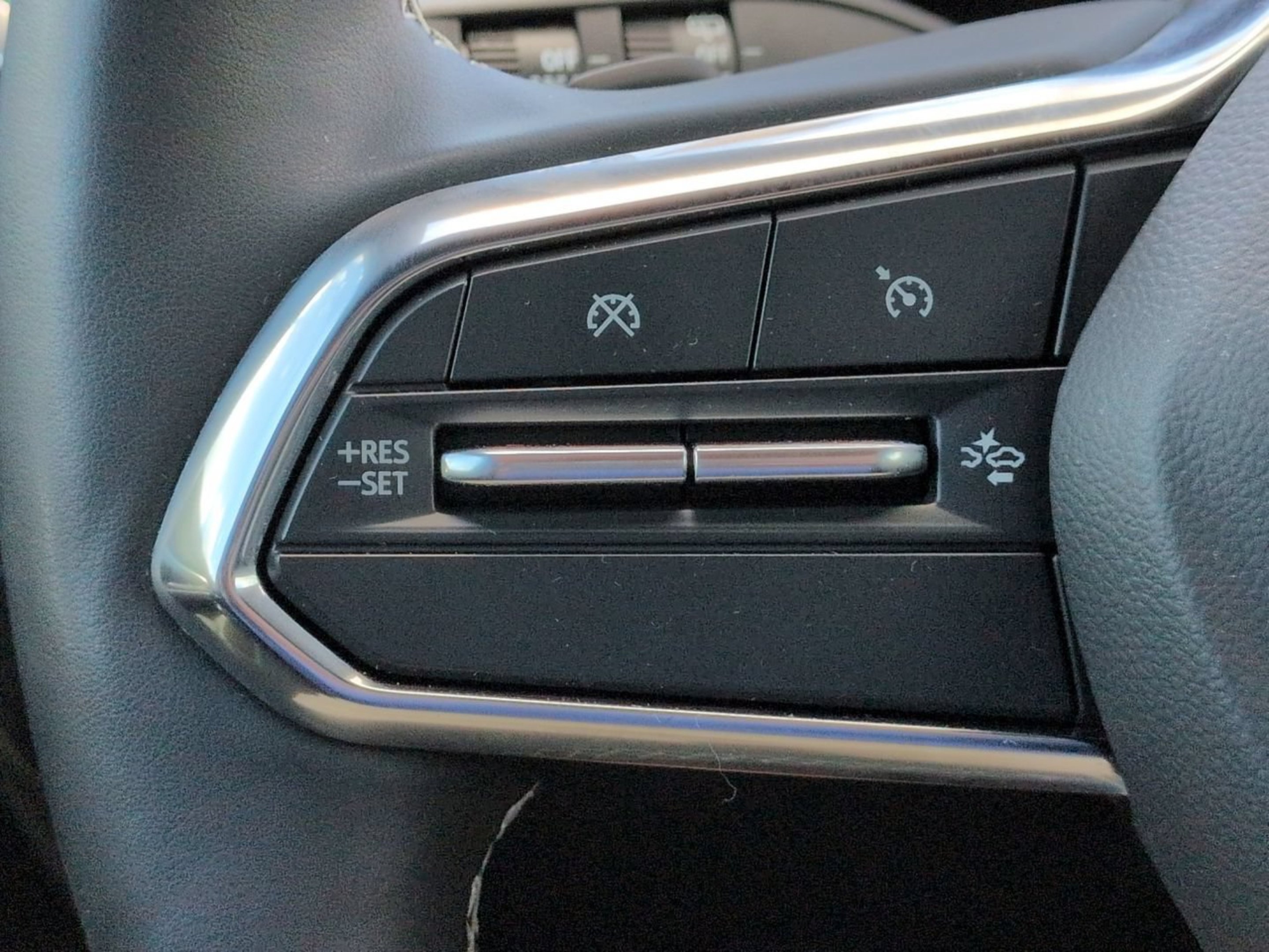 Used 2024 Sterling Gray Metallic Chevrolet LT image 29