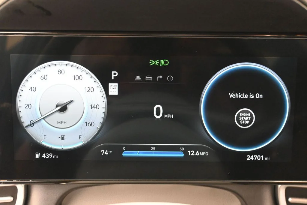 Used 2025 Blue Hyundai SEL Convenience image 18