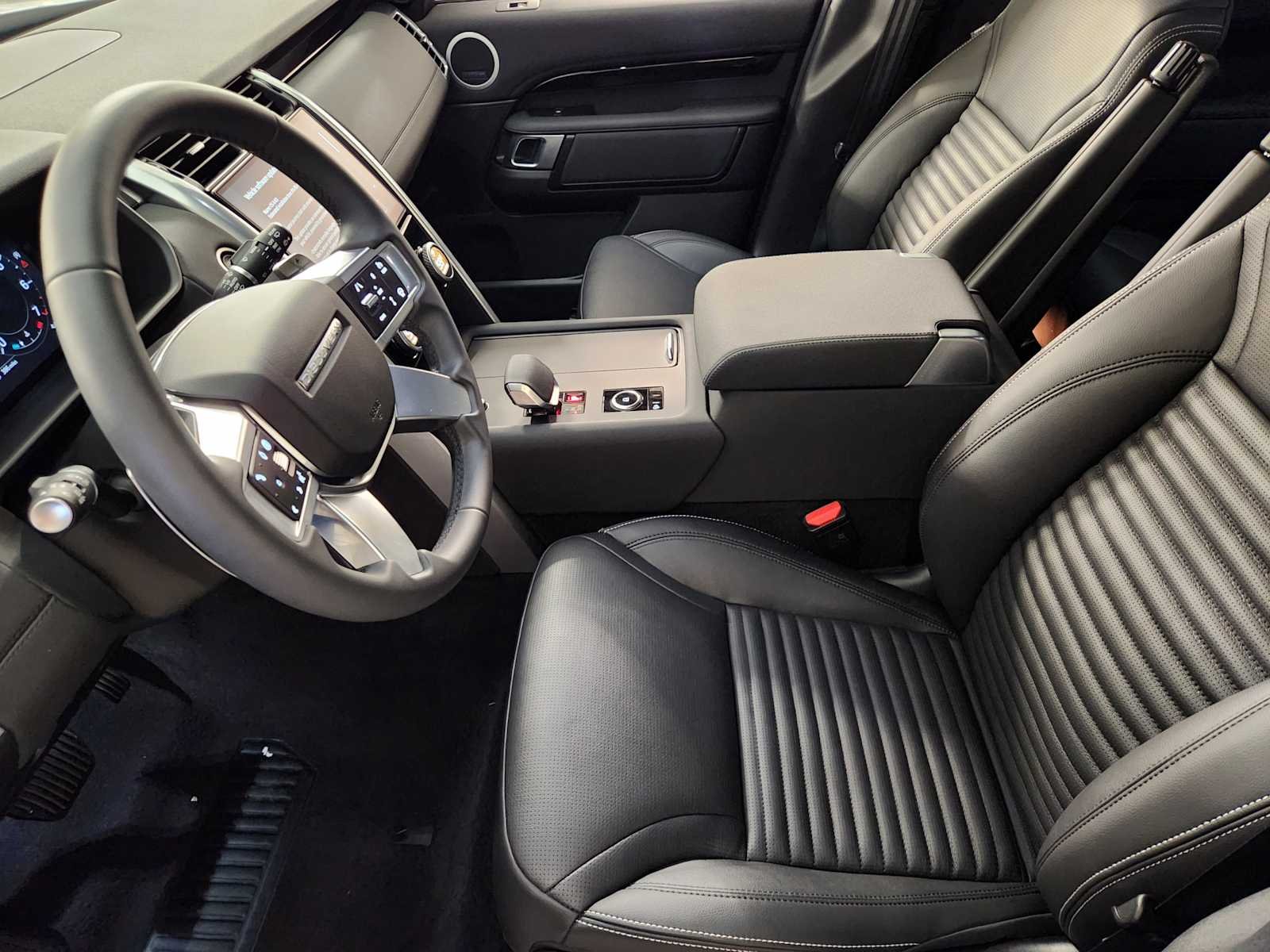 Used 2026 Fuji White Land Rover S image 13